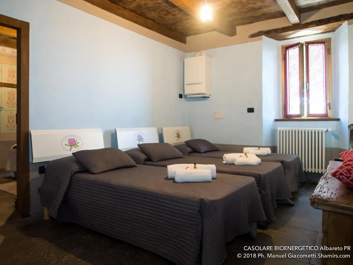 Il Casolare Bioenergetico Bed & Breakfast Albareto  Italy